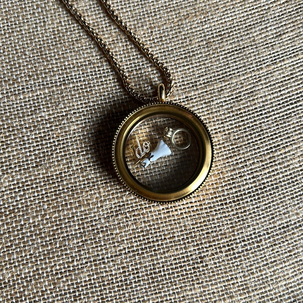Retired Gold Origami Owl Large Locket